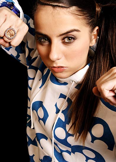 LadySovereign_CameraPress_ChrisMcAndrew_400.jpg