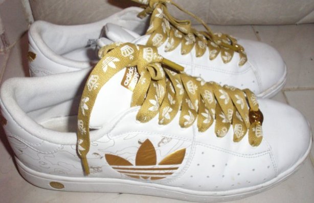 2006-12-16-09-55-28-1_sneakers%20030.jpg
