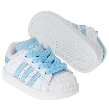 Shoes_iAEC1041212.jpg